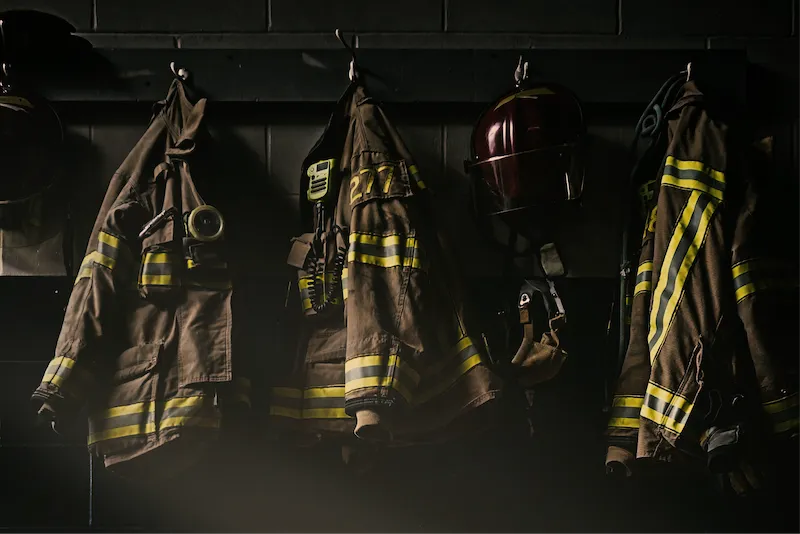 防火服クリーニング便